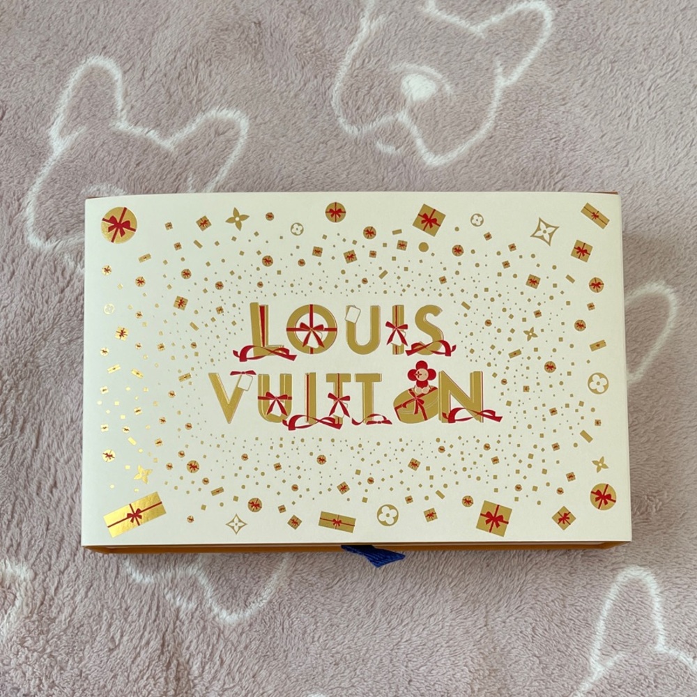 Louis Vuitton Orange and Cream Holiday Wallet Box with Dust Bag - Picture 3 of 6